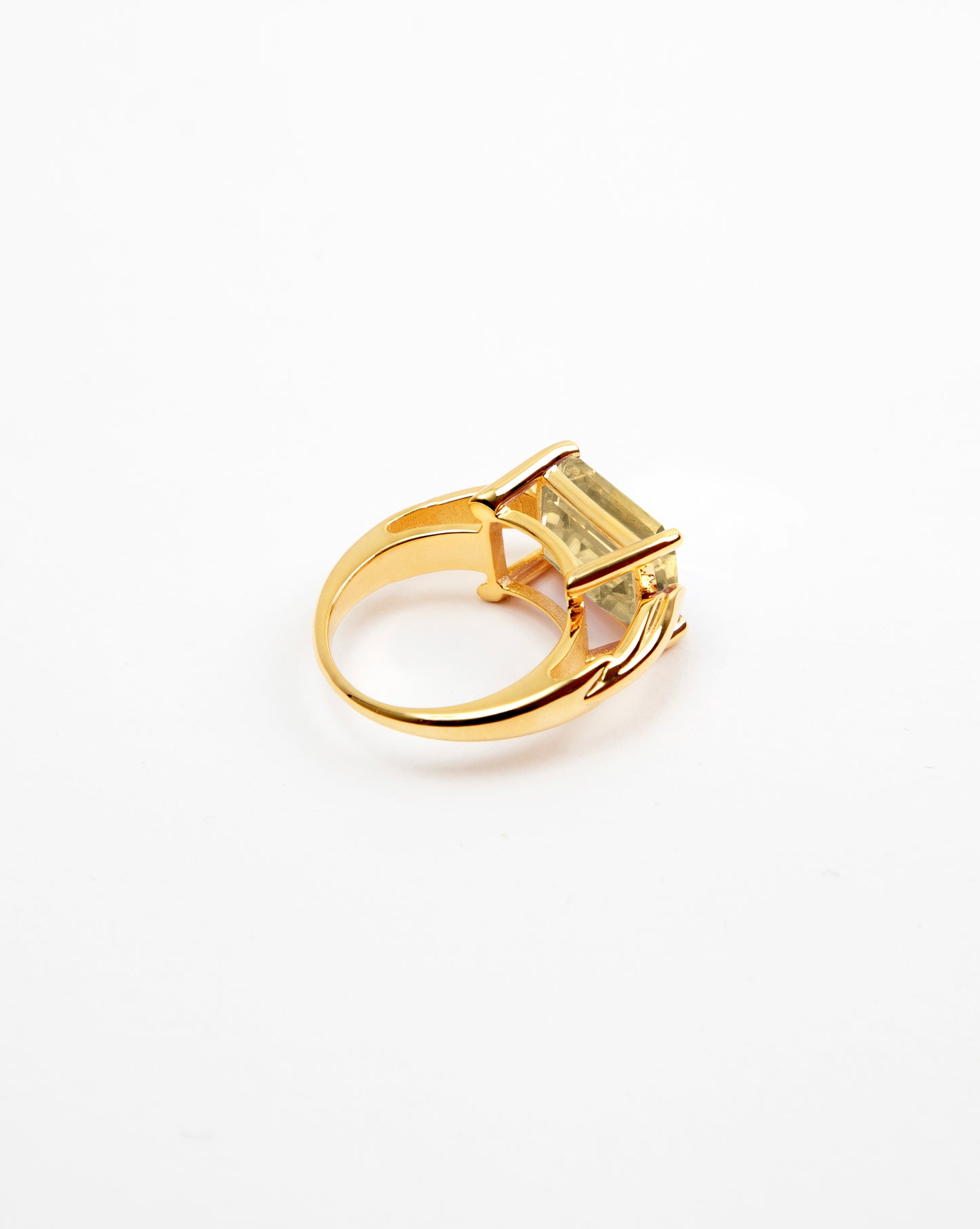 ZEMENTINE ESSENTIAL RING (YELLOW)