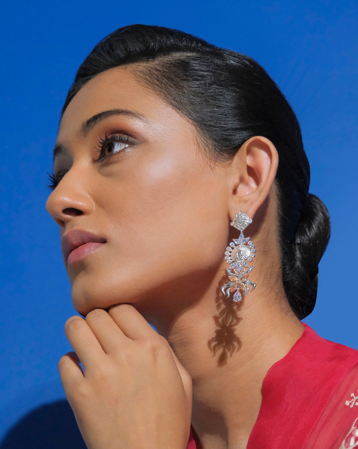 AURA OF THE ESSENCE HEAD' EARRINGS